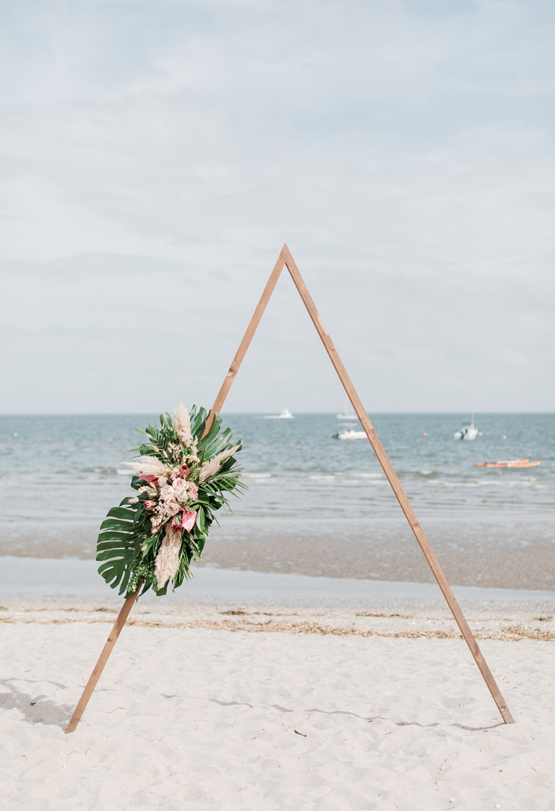 triangle arch on the beach of Connecticut